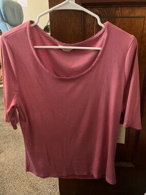 Gemma & Olivia Pink Short Sleeve Boat Neck Cropped Tee Size L